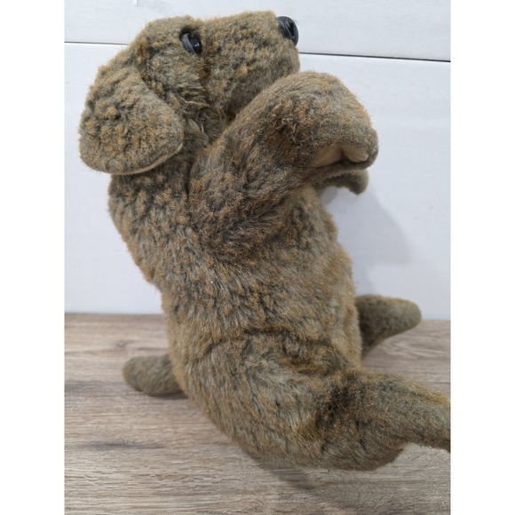 Folkmanis Puppets Other - FOLKMANIS Sitting Dog Hand Puppet, 13.5", Chocolate Lab, Realistic Faux Fur